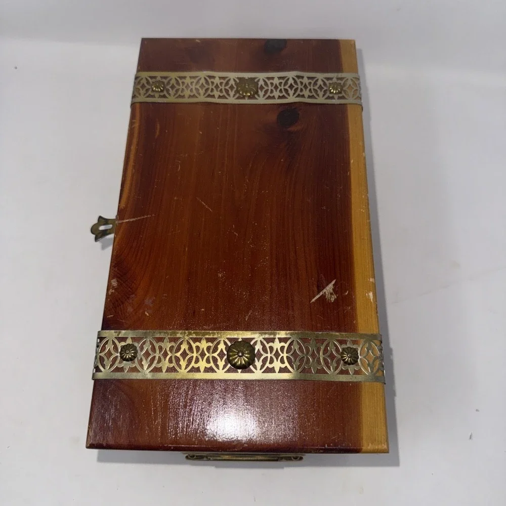 Vintage Cedar Wood Keepsake Box Brass Hardware Footed Trinket Chest Jewelry Box